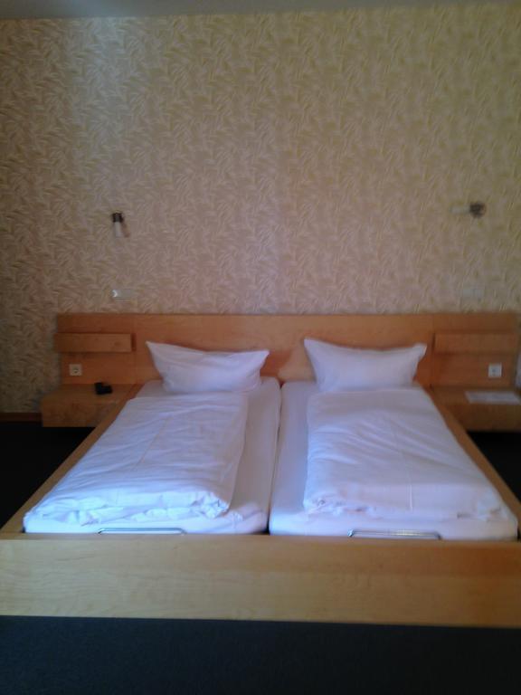 Hotel Oldenburger Hof Birkenfeld  Exterior foto