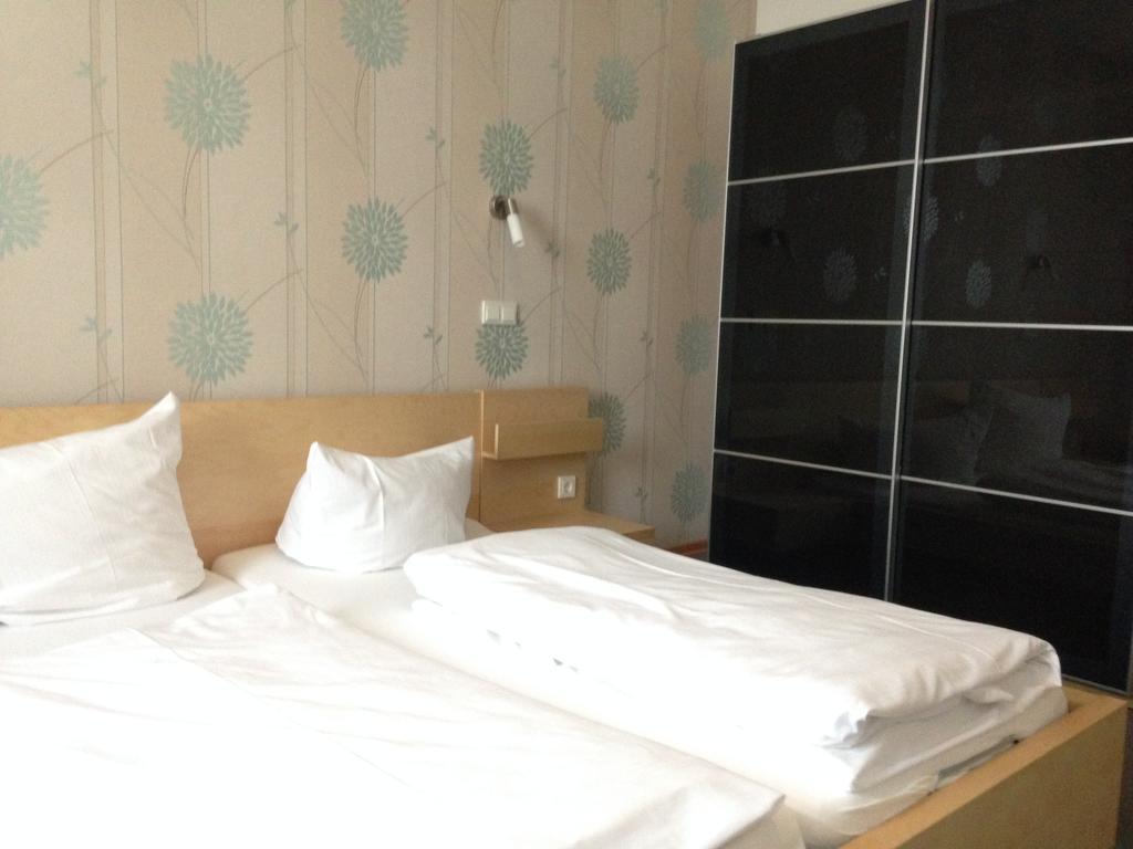 Hotel Oldenburger Hof Birkenfeld  Habitación foto